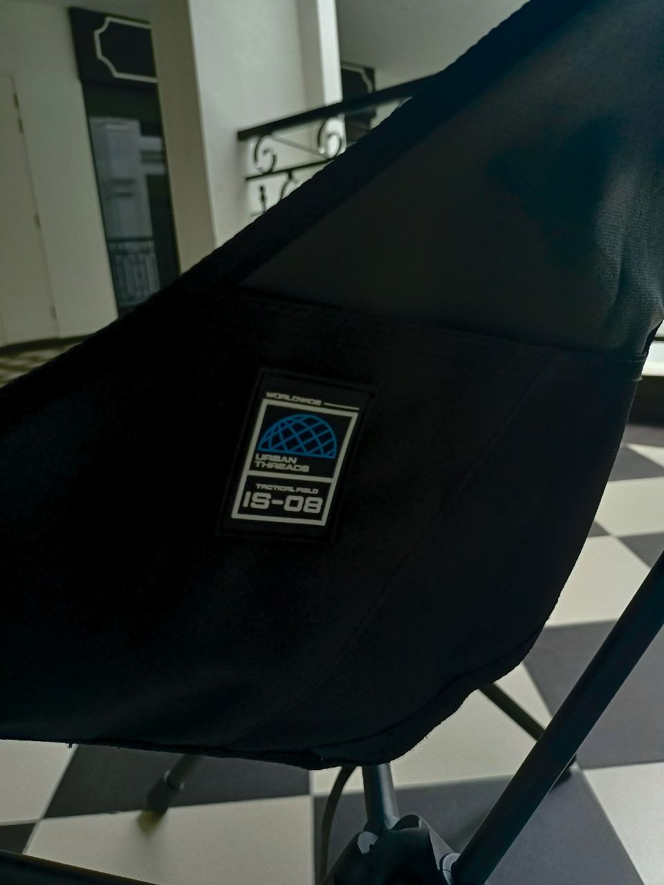 IS-08® Sunset Chair